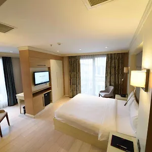 le-mirage.istanbul-turkeyhotels.com/